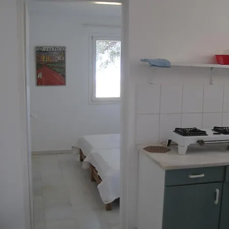 Tsanakou Vineyard Glinado * Glinado Naxos