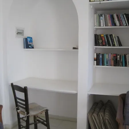 Tsanakou Vineyard Glinado * Glinado Naxos